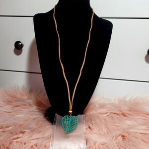 Leather & antiqued copper necklace NWOT (G37)